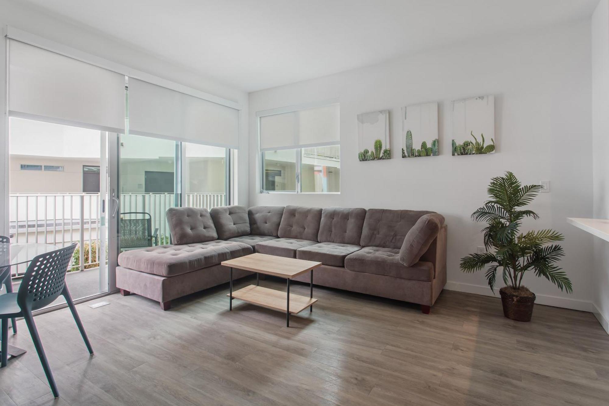 Landmark Management West La