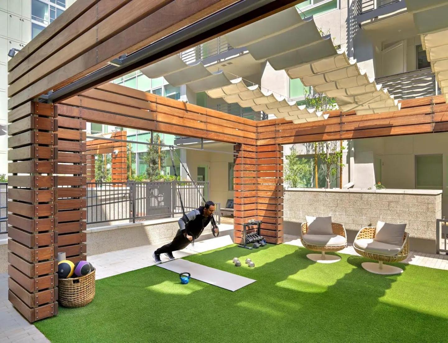 Landmark Management West La